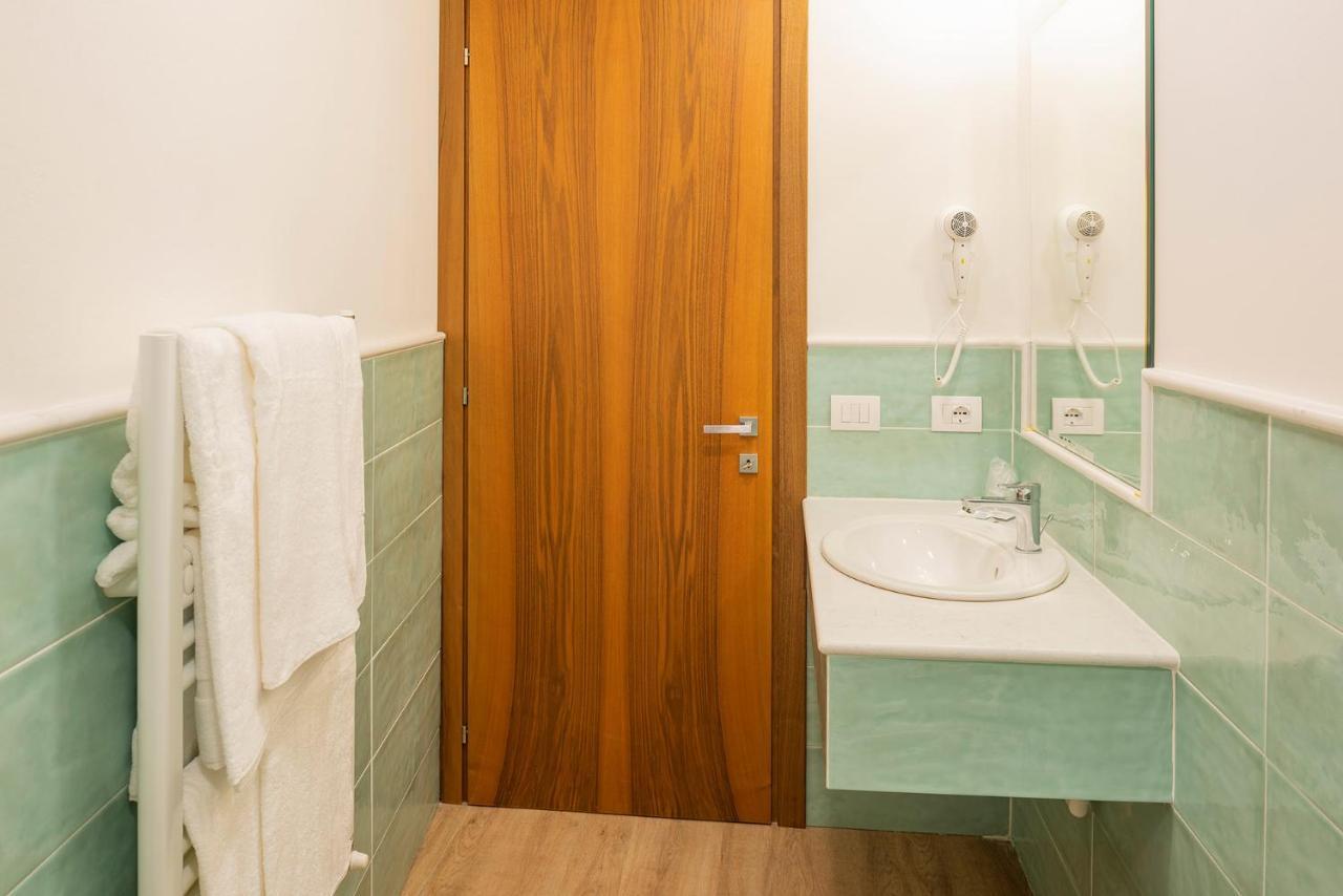 Hotel Centrale Garda (Verona)