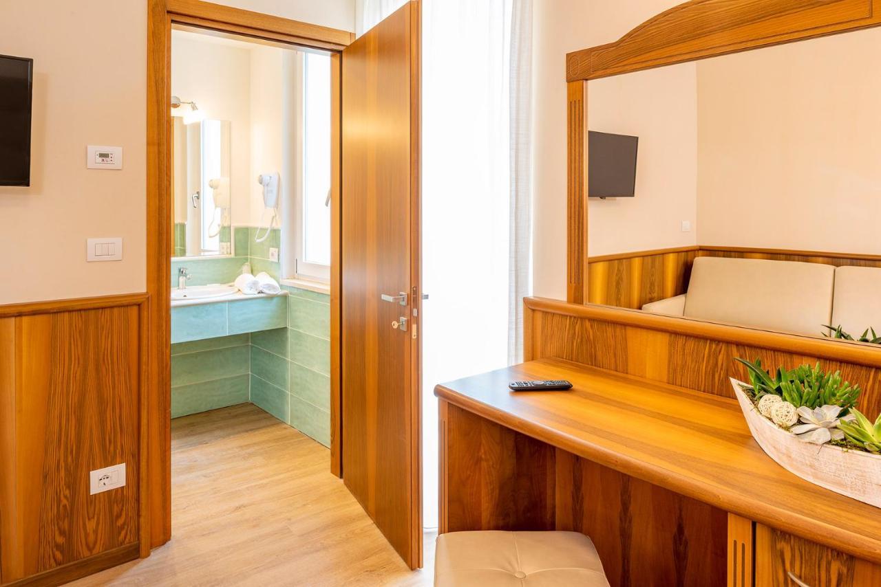 Hotel Centrale 4* Garda (Verona)